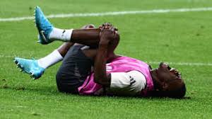 年輕並非成 年輕並非成